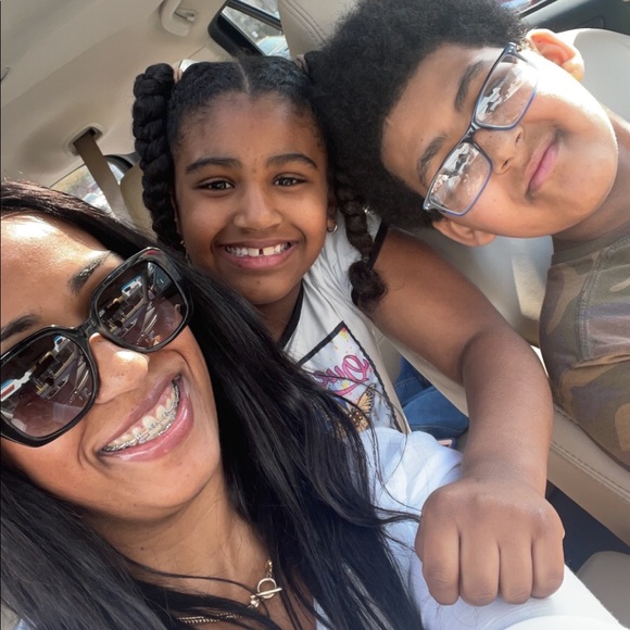 Meet your Posher, Rosemary - Picture 2 of 2